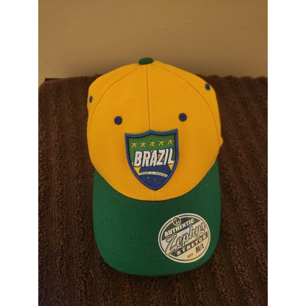 BRAZIL FUTBOL SOCCER ZEPHYR STRETCH FIT Z HAT CAP FIFA WORLD NWT SIZE M/L CAP